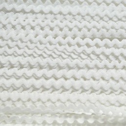 5m x 8mm Polyester Ric Rac Braid Essential Trimmings Zig Zag Ribbon