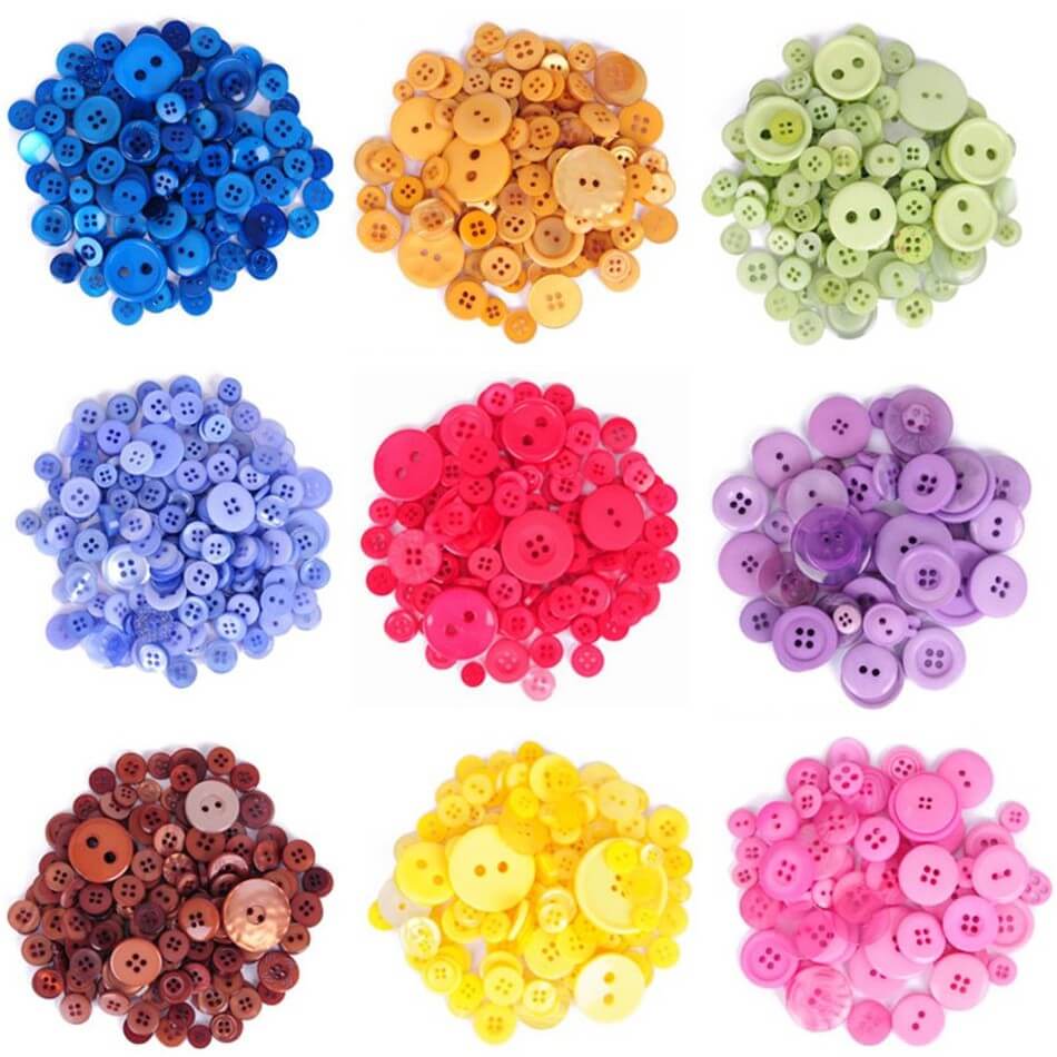 40g Pack Circular Acrylic Plastic Assorted Size Craft Buttons 