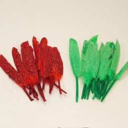 15 x Glitter Duck Feathers Red Green Decoration Costume Craft Christmas