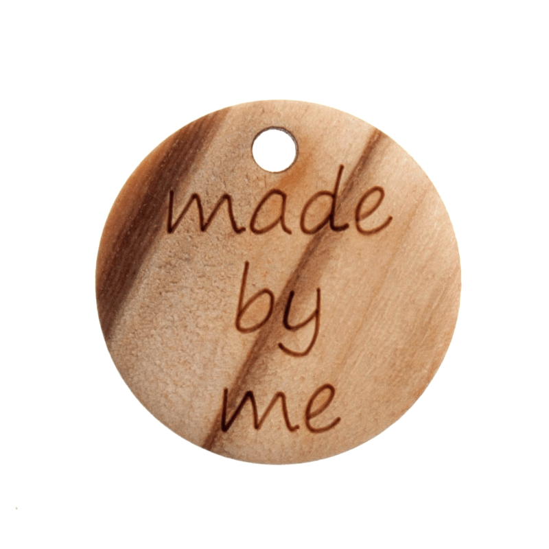 2 x 18mm "Made By Me" Wooden Button Tag 28 lignes Buttons Trimits