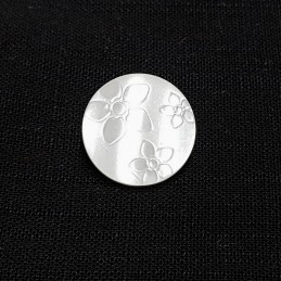 Engraved Flowers on Pearl White Shank Back Button Fastening 21mm Wide